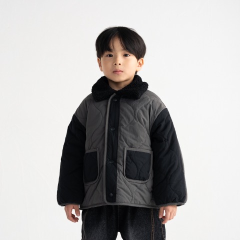 キッズ　ジャケット（100～120cm・MY LITTLE WONDER）