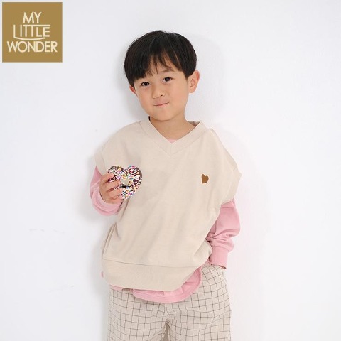 キッズ　ベスト（100～120cm・MY LITTLE WONDER/zensta）