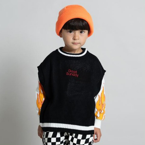 キッズ　ベスト （100～120cm・MYLITTLEWONDER）