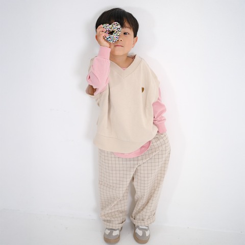 キッズ　ロングパンツ（100～120cm・MY LITTLE WONDER/zensta）