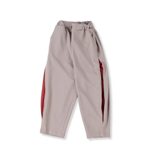 キッズ　ロングパンツ（100～120cm　tiny manon）