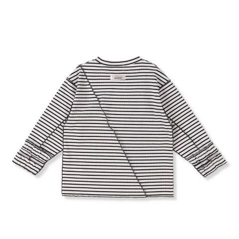 キッズ　Tシャツ（100～120cm・un poupee）