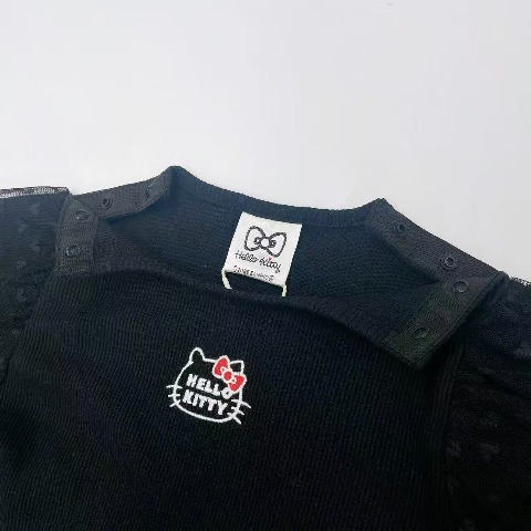 キッズ　長袖Tシャツ（100～120cm・サンリオキャラクターズ）