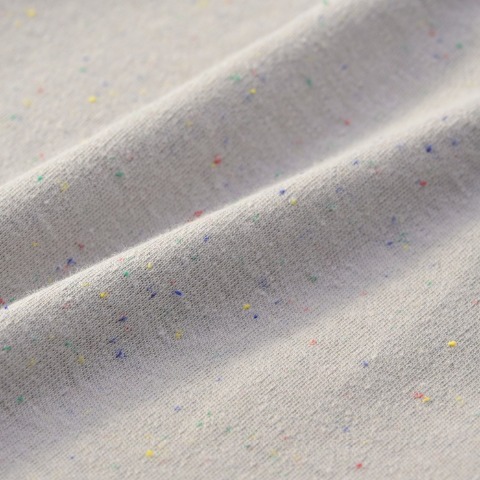 キッズ　Ｔシャツ（100～120cm・futafuta/Disney）