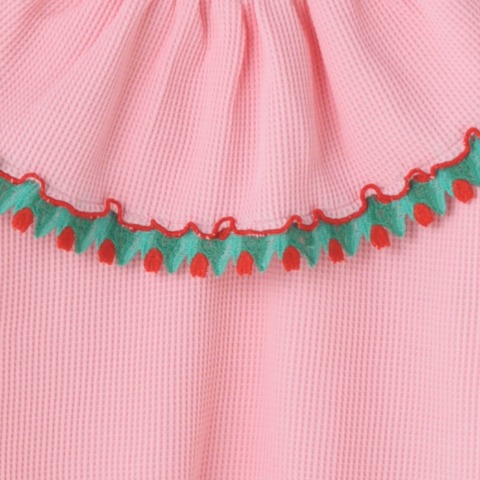 キッズ　Ｔシャツ（100～120cm・futafuta）