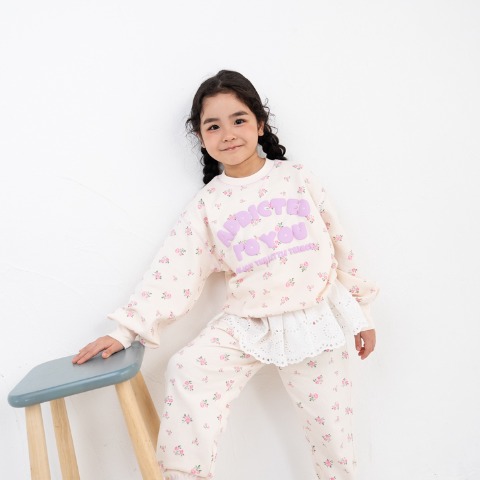 キッズ　プルオーバー（100～120cm・moimoi）