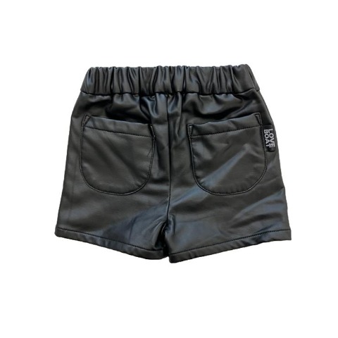 キッズ　合皮ショートパンツ (100～120cm・LOVEBOAT）