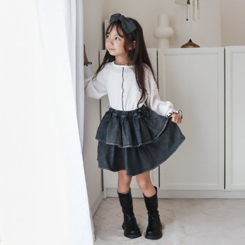 キッズ　スカート （100～120cm・mirror bae.）