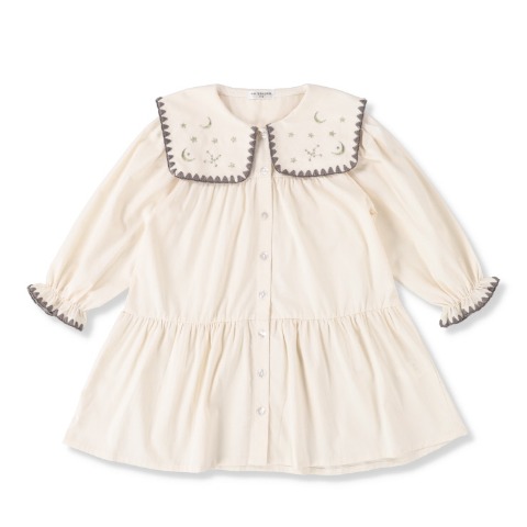 キッズ　ワンピース（100～120cm・un poupee）