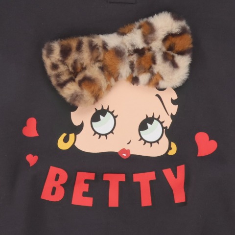キッズ　プルパーカ（100～120cm・Betty Boop(TM)）