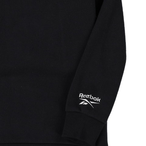 ジュニア　プルオーバー（130～150cm・Reebok）