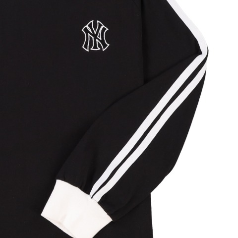 ジュニア　長袖Ｔシャツ(130～150cm・MLB)