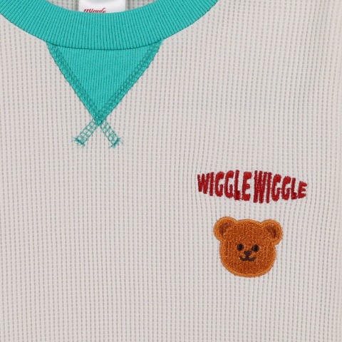 ジュニア　長袖Tシャツ（130cm・wiggle wiggle）