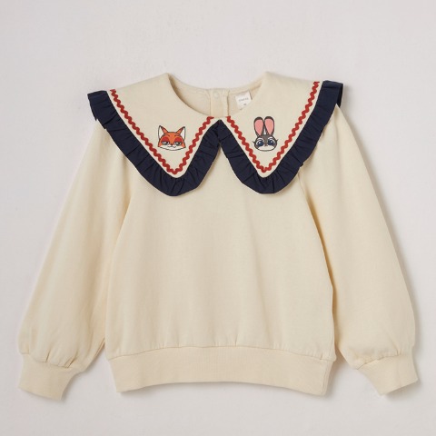 ジュニア　プルオーバー（130cm・futafuta/Disney）