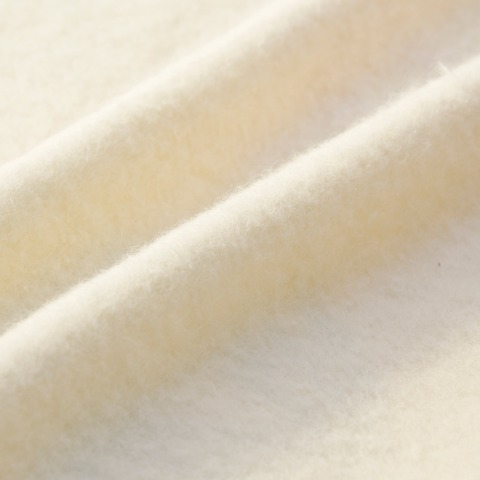 ジュニア　プルオーバー（130cm・futafuta/Disney）