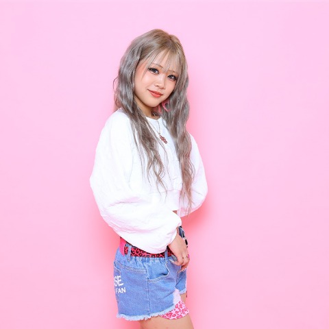 ジュニア　ショートパンツ（130～160cm・ROSE FAN FAN）