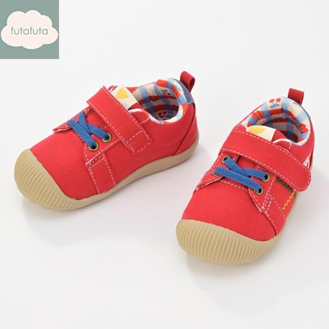 シューズ（14～15cm・futafuta)