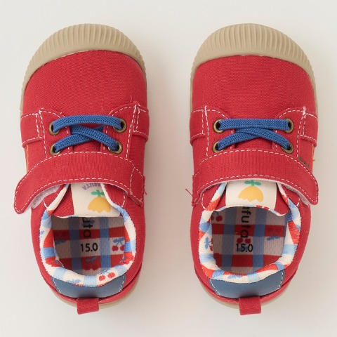 シューズ（14～15cm・futafuta)