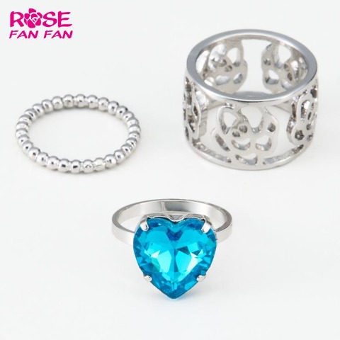 リング（ROSE FAN FAN)