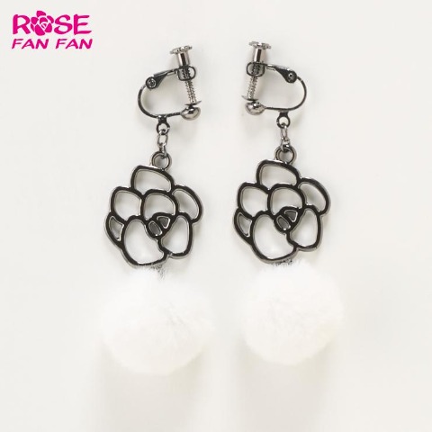 イヤリング（ROSE FAN FAN)