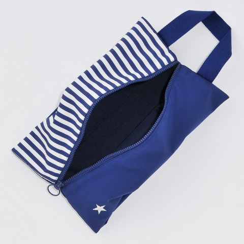 シューズケース