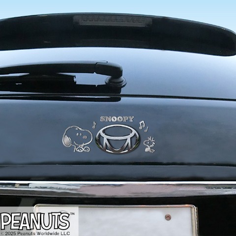 エンブレムステッカースヌーピー