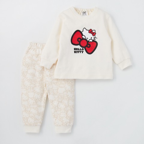 ベビー　パジャマ（80～95cm・ハローキティ）