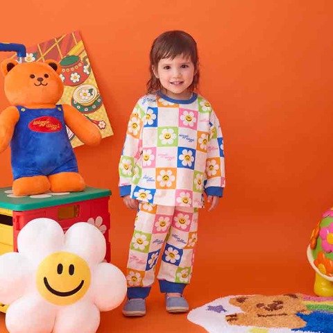 ベビー　パジャマ（80～95cm・wiggle wiggle)