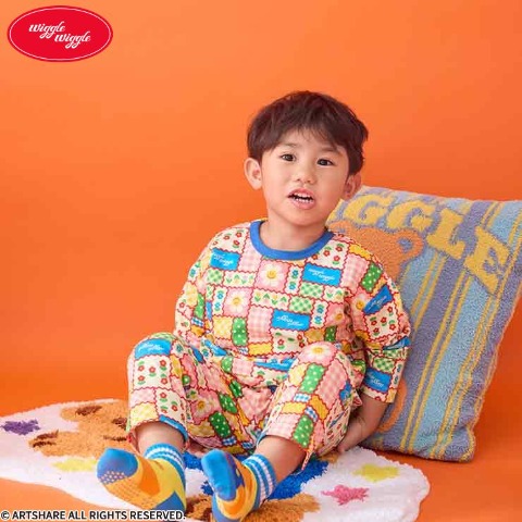ベビー　パジャマ（80～95cm・wiggle wiggle)