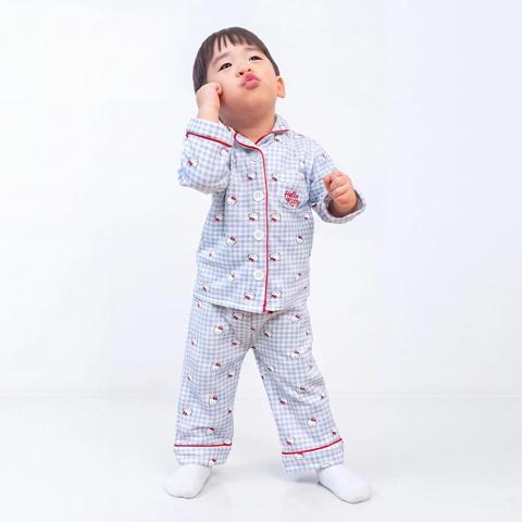 ベビー　パジャマ（80～95cm・ハローキティ）