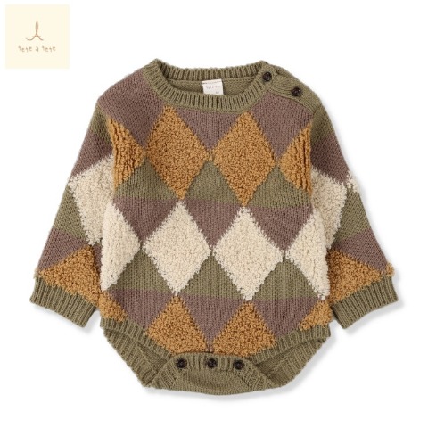 ベビー　長袖ロンパス（70・80cm・tete a tete）