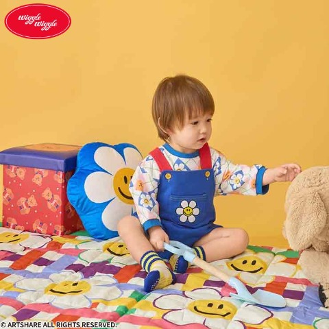 ベビー　サロペットロンパス（70・80cm・wiggle wiggle）