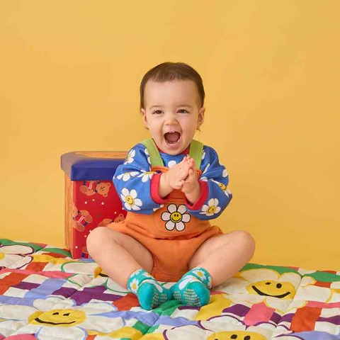 ベビー　サロペットロンパス（70・80cm・wiggle wiggle）