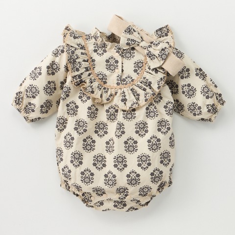 ベビー　バンダナ付き長袖ロンパス（70・80cm・&mignon）