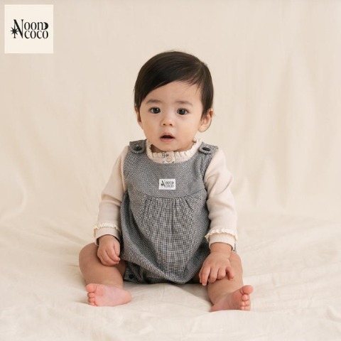 ベビー　ロンパス（70・80cm・Nooncoco）