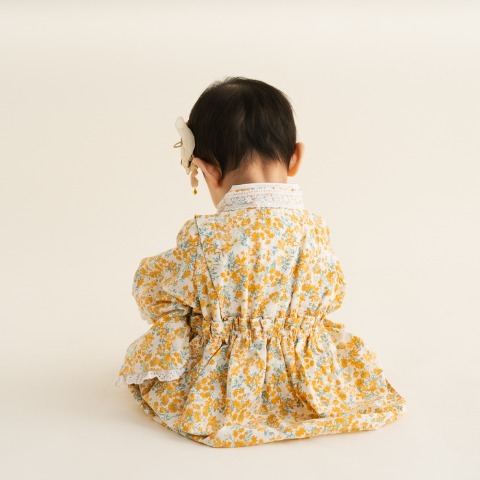 ベビー　エプロン付袴ロンパス（70・80cm・Cottoli）