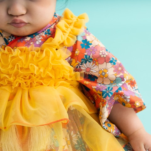 ベビー　エプロン付袴ロンパス（70・80cm・futafuta）