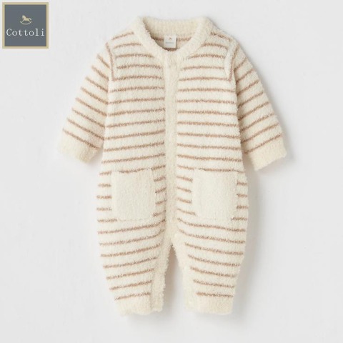 ベビー　長袖カバーオール（70・80cm・Cottoli）