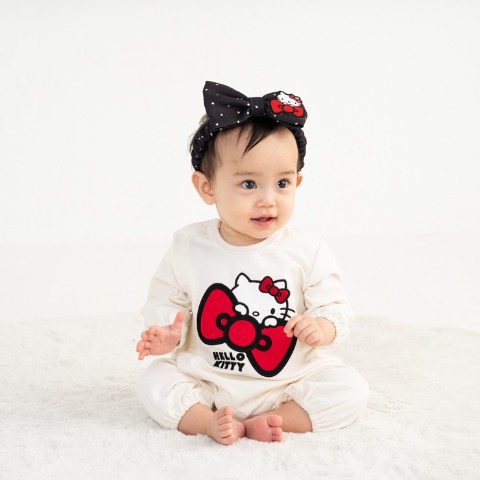 ベビー　カバーオール（70・80cm・ハローキティ）