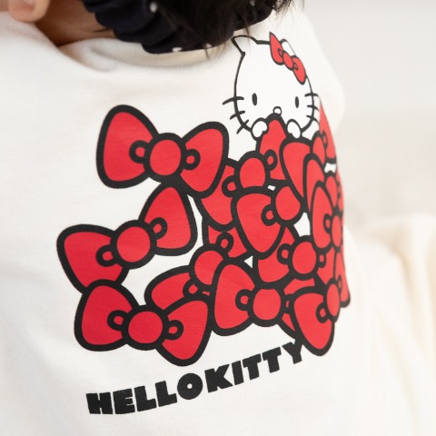 ベビー　カバーオール（70・80cm・ハローキティ）