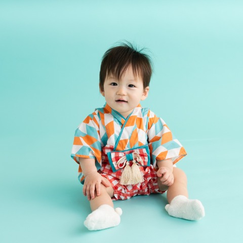 ベビー　袴カバーオール（70・80cm・futafuta）