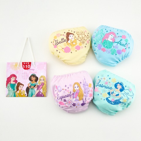 キッズ　4Pショーツ福袋（100～120cm　Disney）