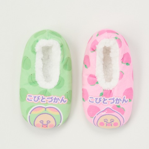 キッズ　ルームカバー（15～16・17～18・19～20㎝　カクレモモジリ・スモモノウチ）