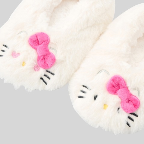キッズ　ルームカバー(15～16・17～18cm　ハローキティ)