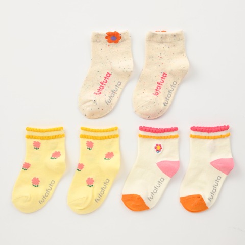 キッズ　3足組ショートクルーソックス（15～20cm　futafuta）