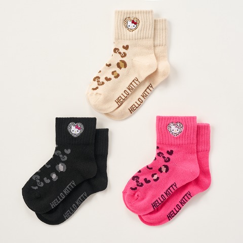 キッズ　クルーソックス3足組（15-20cm・ハローキティ）