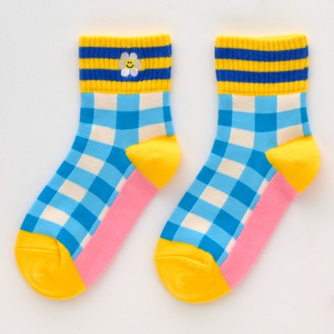 キッズ　3足組クルーソックス(15～20cm・ｗiggle ｗiggle）