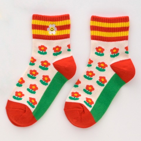 キッズ　3足組クルーソックス(15～20cm・ｗiggle ｗiggle）