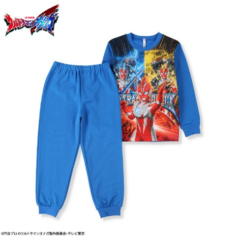 キッズ　パジャマ（100～120㎝　『ウルトラマン』）