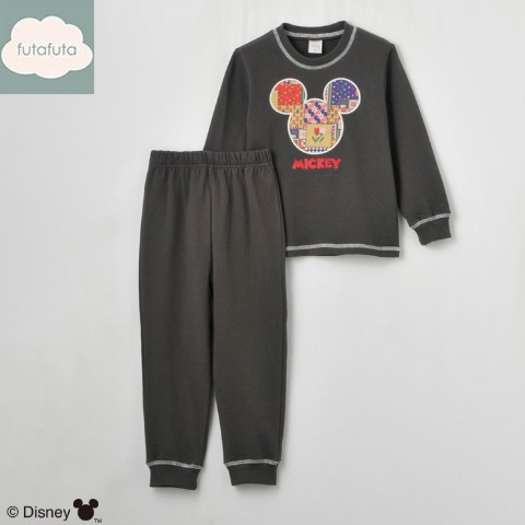 キッズ　長袖パジャマ（100～120cm・futafuta/Disney）